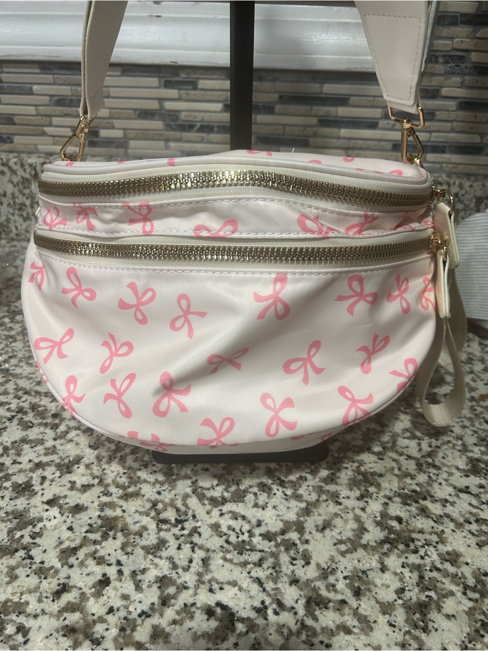 Cream & Pink Bow-Print Crossbody Shoulder Bag